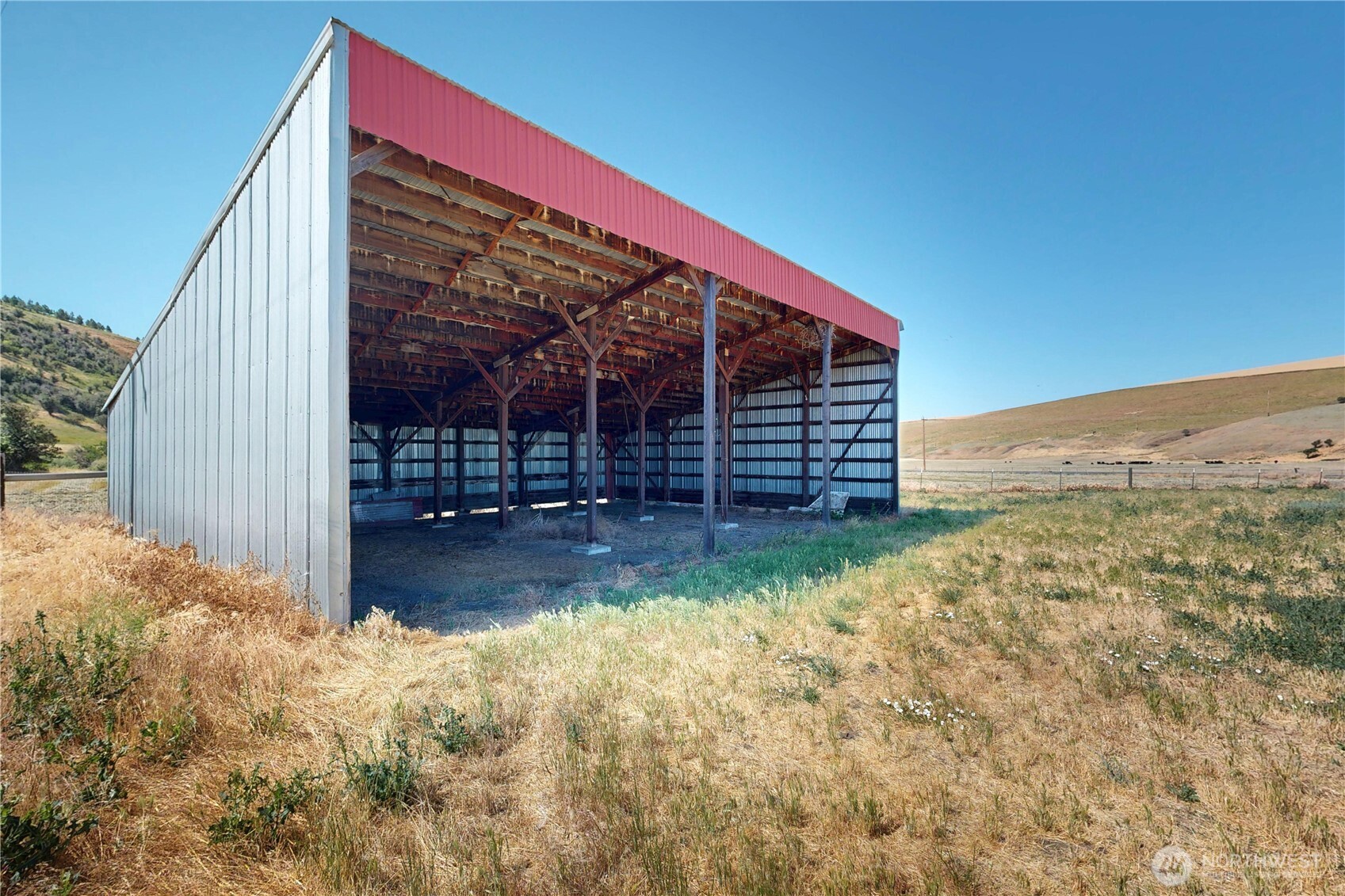 238 Patit Road Dayton, WA 99328 - Photo 14 of 40