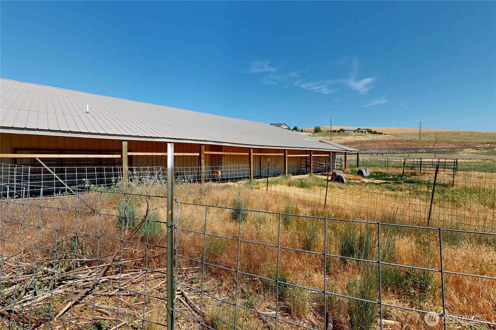 238 Patit Road Dayton, WA 99328 - Photo 15 of 40 a view of a large building