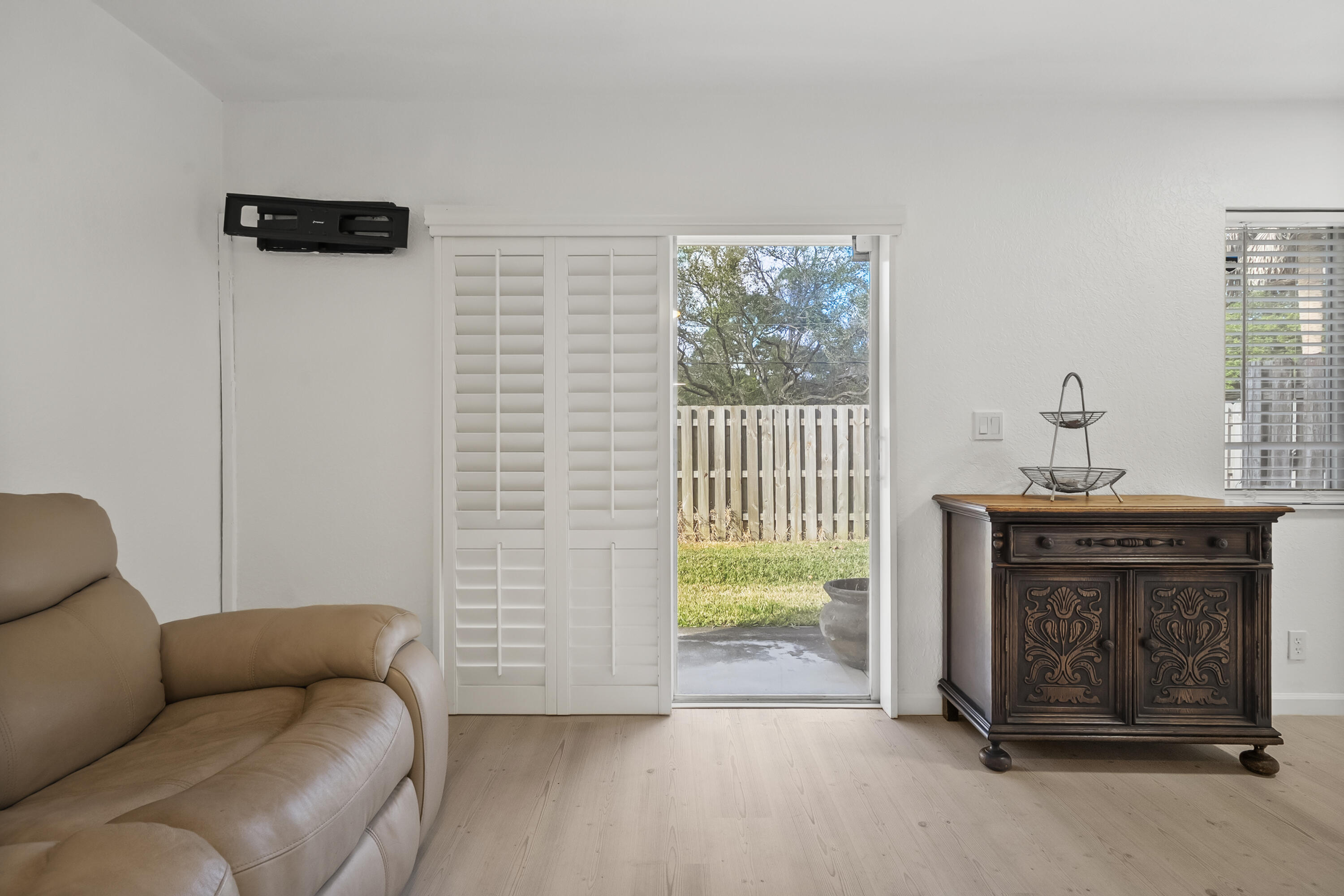 324 Southeast Bloxham Way Stuart, FL 34997 - Photo 13 of 35 DSC00349