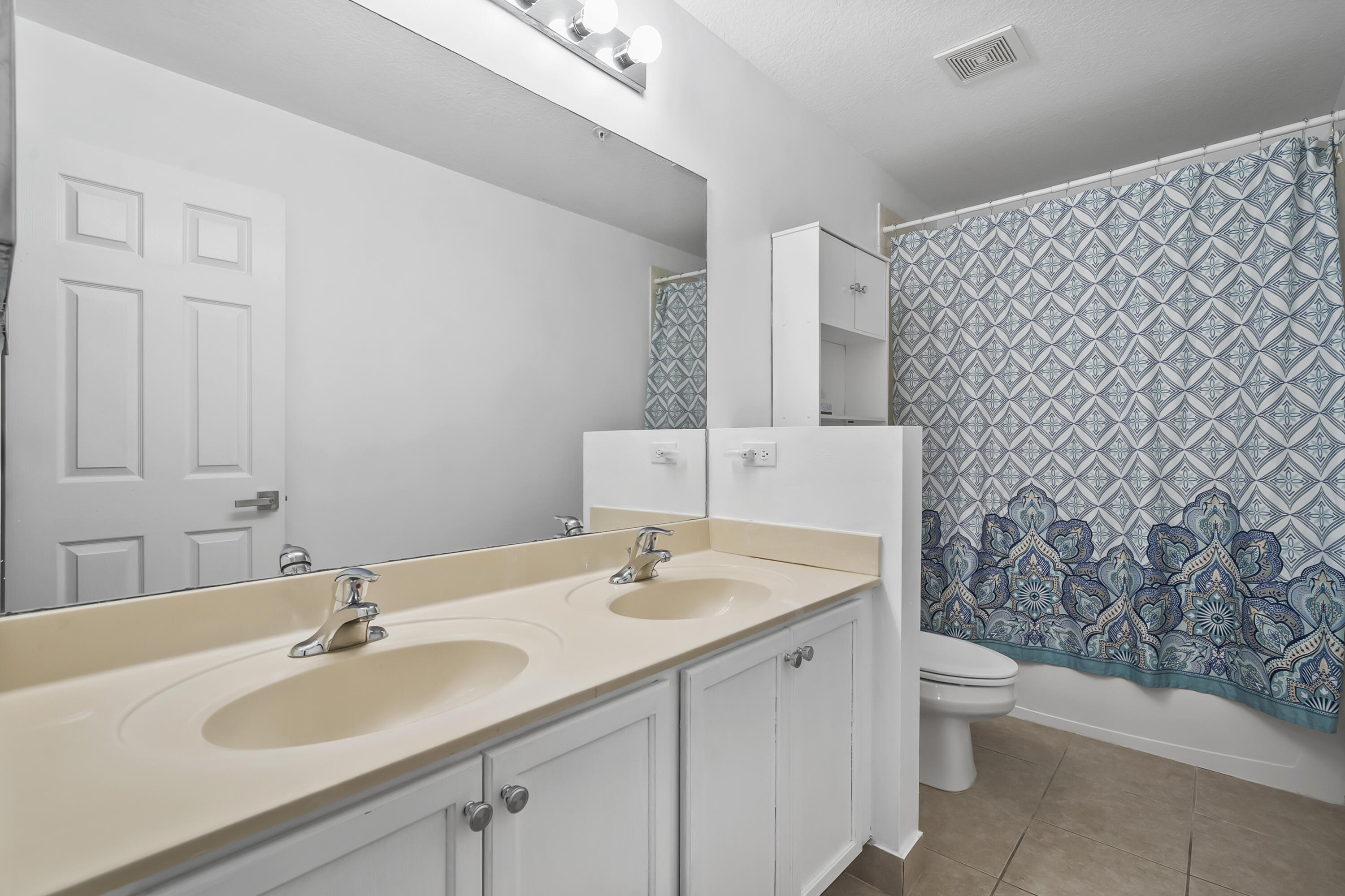 324 Southeast Bloxham Way Stuart, FL 34997 - Photo 23 of 35 DSC00386