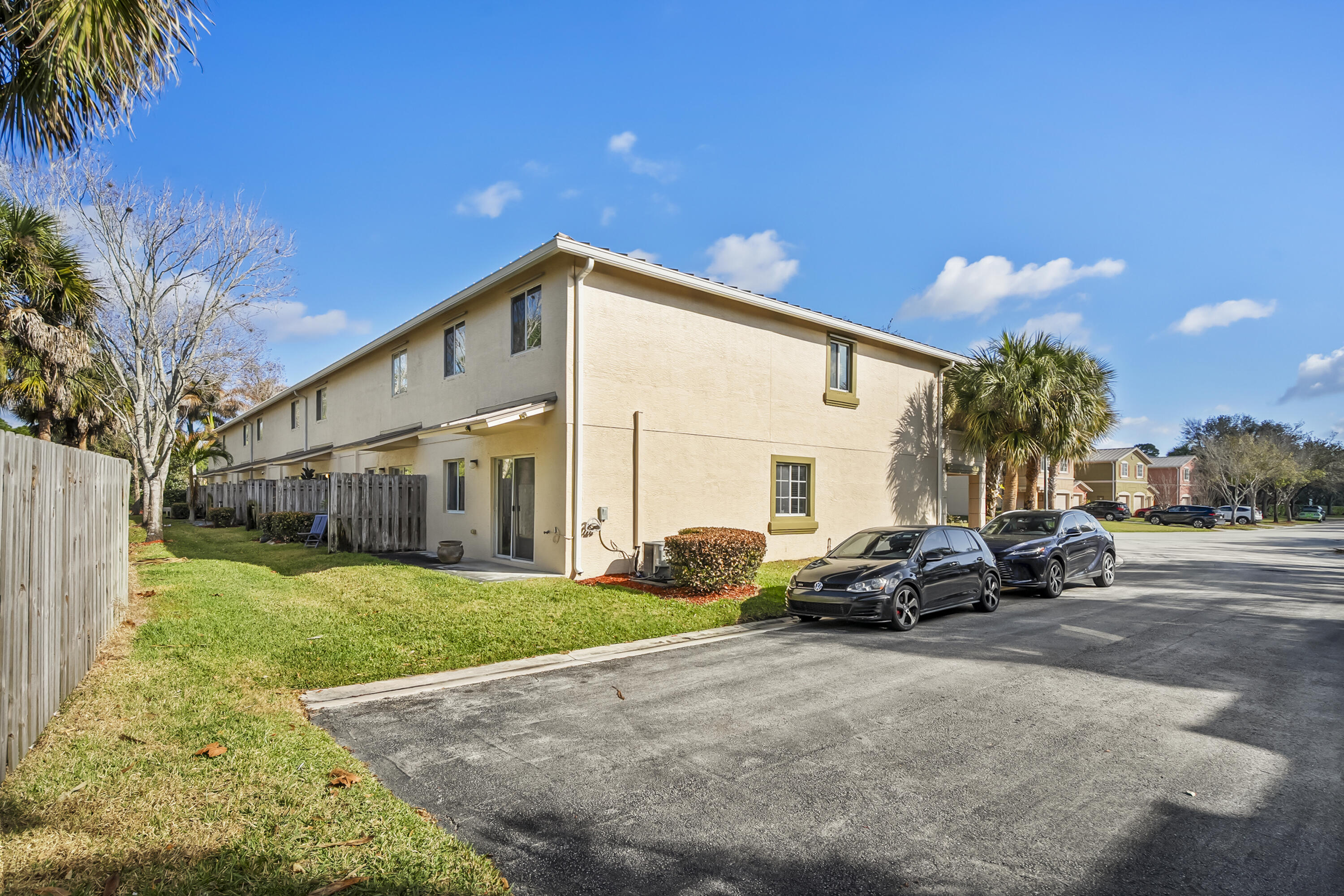 324 Southeast Bloxham Way Stuart, FL 34997 - Photo 27 of 35 DSC00426