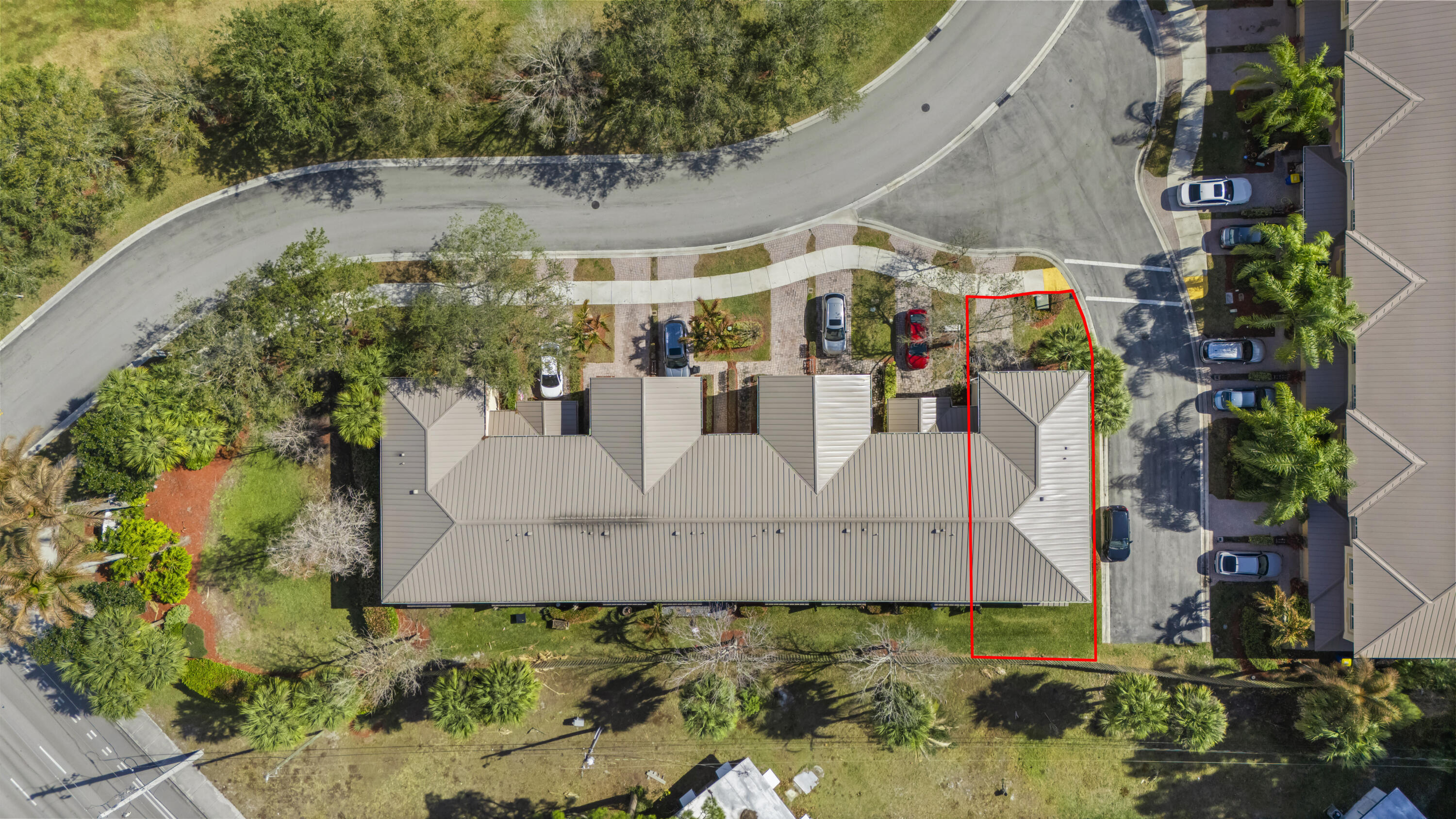 324 Southeast Bloxham Way Stuart, FL 34997 - Photo 32 of 35 DJI_20260216105307_0210_D_V1