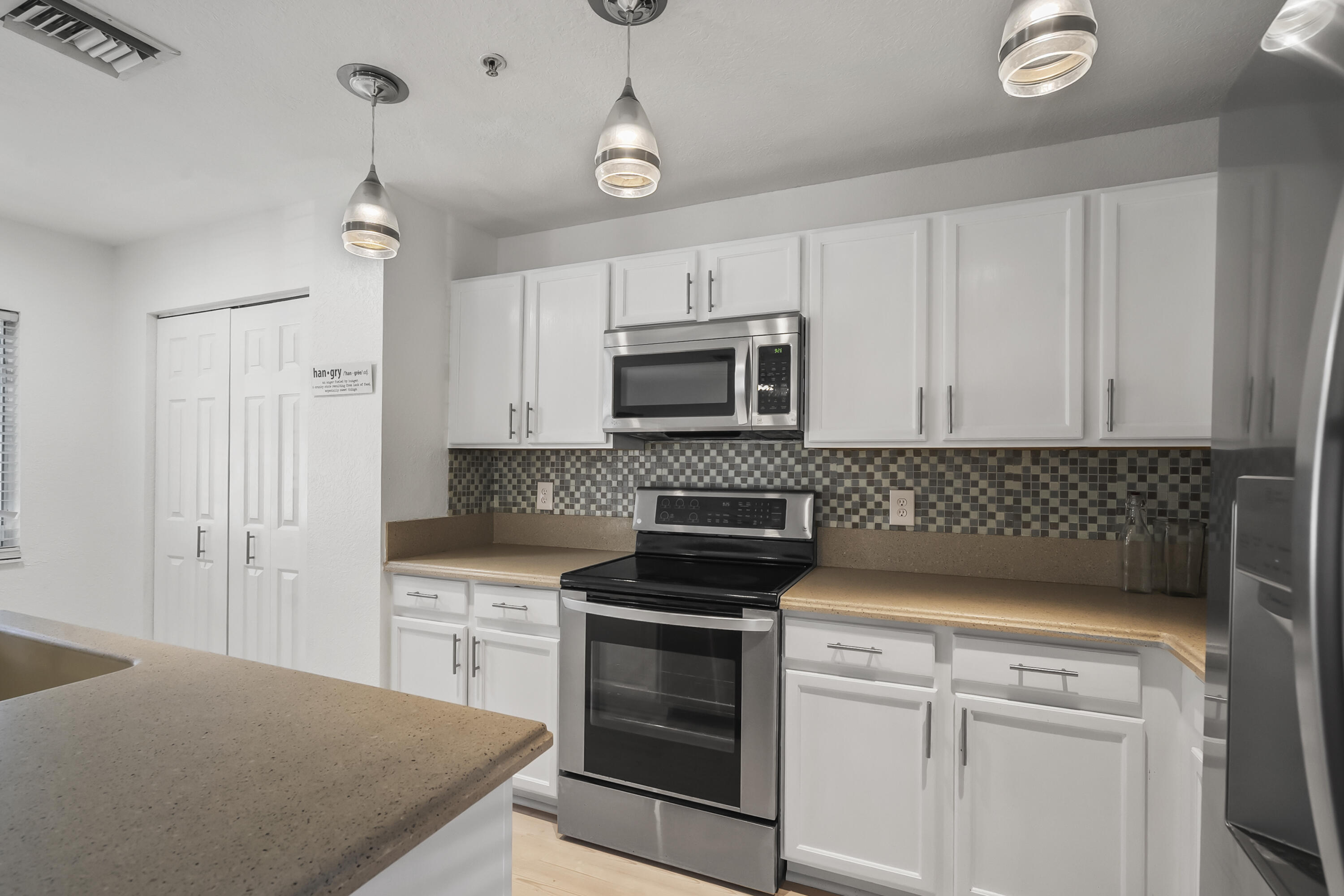 324 Southeast Bloxham Way Stuart, FL 34997 - Photo 10 of 35 DSC00334