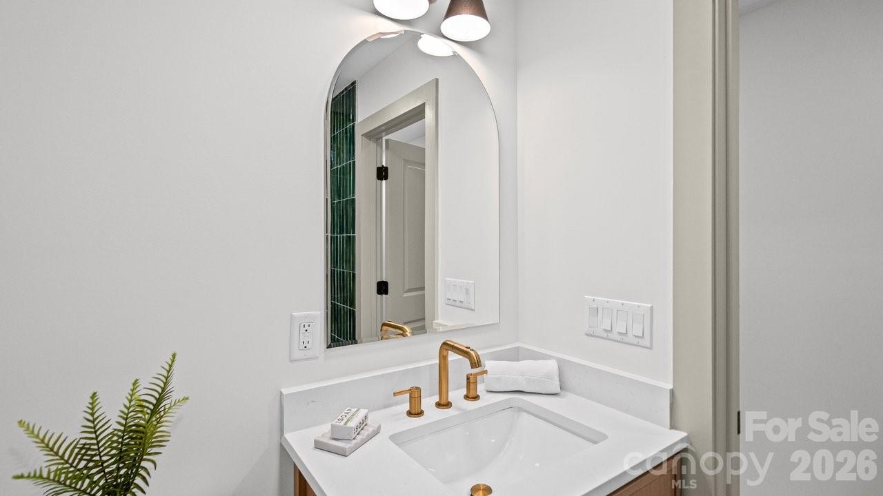 409 Scaleybark Road Charlotte, NC 28209 - Photo 29 of 39