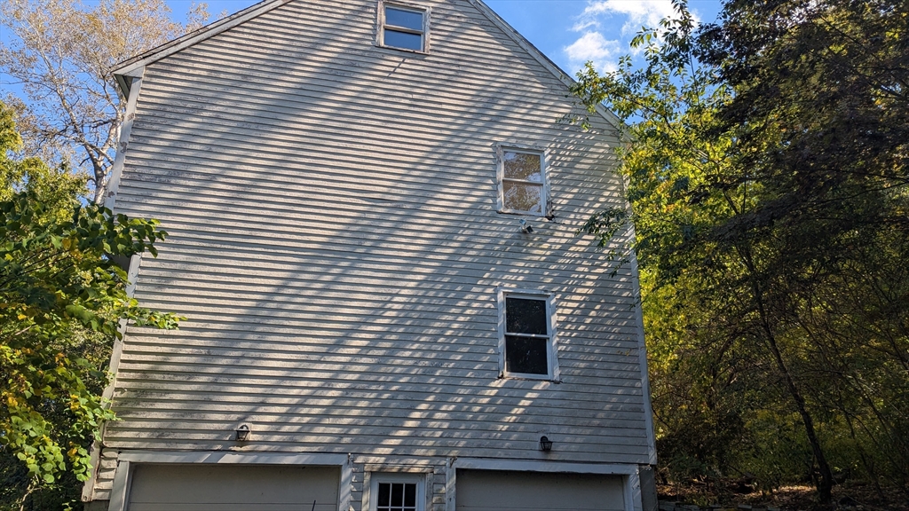 17 Ferry Road Methuen, MA 01844 - Photo 2 of 2