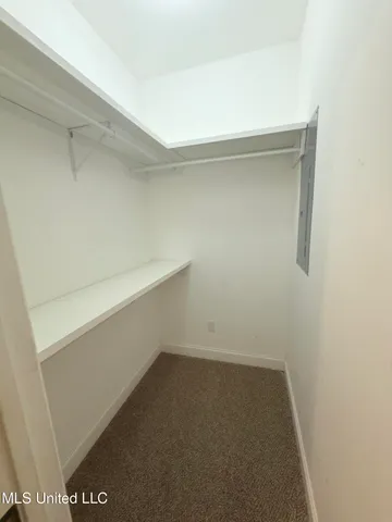 $299,000 | 300 Deer Creek Road, Grenada, MS 38901