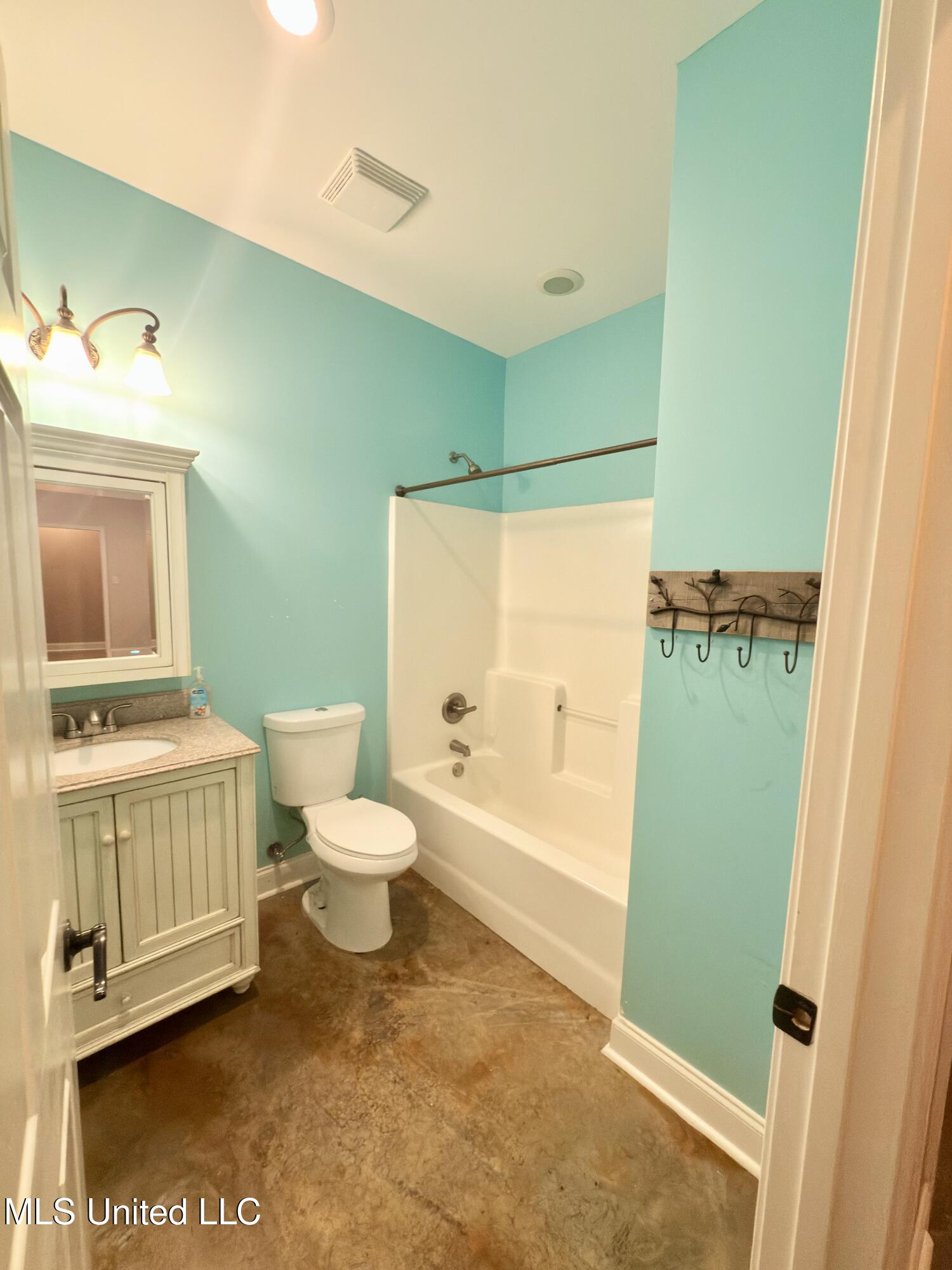 300 Deer Creek Road Grenada, MS 38901 - Photo 15 of 22 IMG_3648