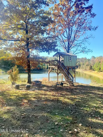 $299,000 | 300 Deer Creek Road, Grenada, MS 38901