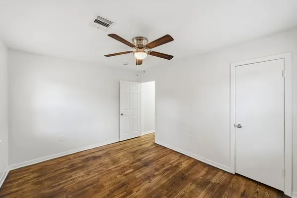 $2,200 | 2409 Estate Drive, Deer Park, TX 77536