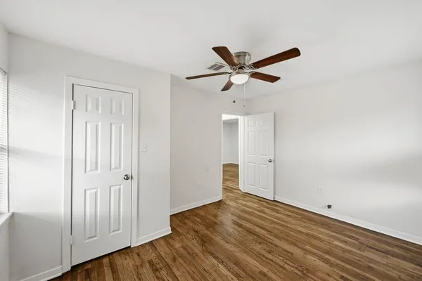 $2,200 | 2409 Estate Drive, Deer Park, TX 77536