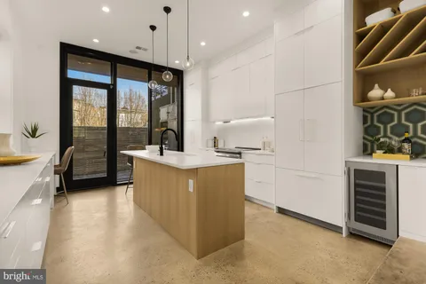 $1,699,000 | 1005 P Street Northwest, Washington, DC 20001