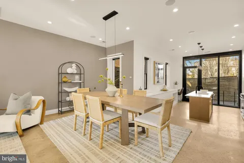 $1,699,000 | 1005 P Street Northwest, Washington, DC 20001