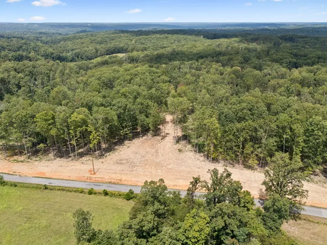 $379,900 | 5 Hop Smith Road, Cumberland Furnace, TN 37051