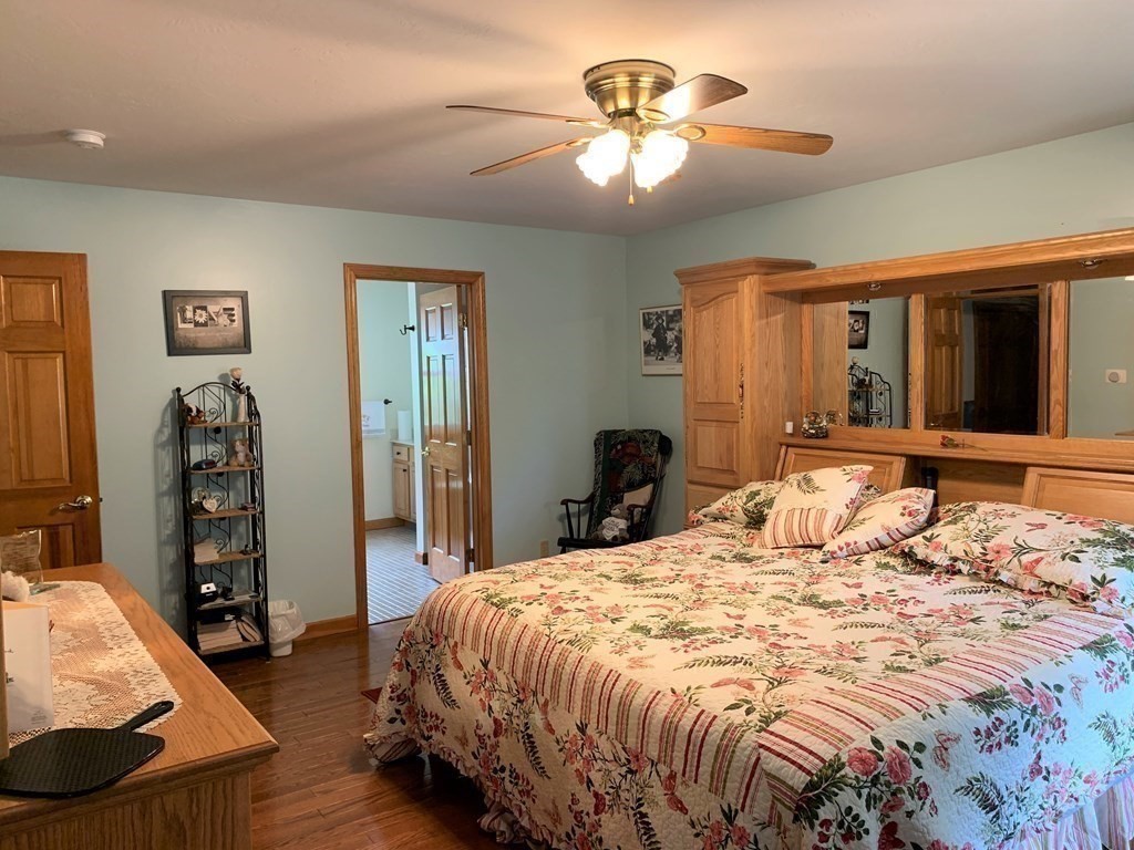 915 Southbridge Road Warren, MA 01585 - Photo 16 of 29
