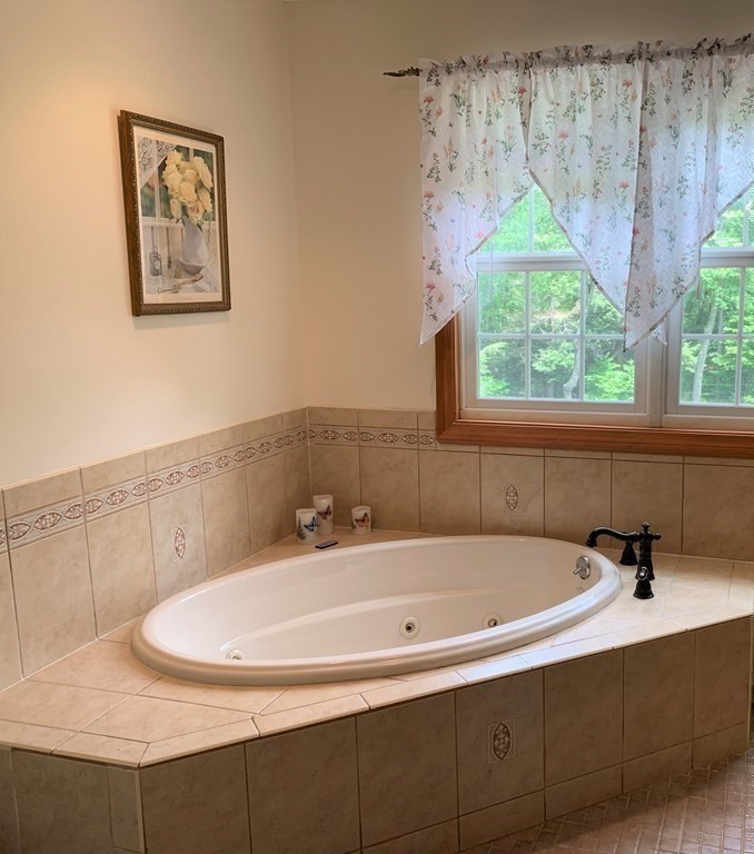 915 Southbridge Road Warren, MA 01585 - Photo 20 of 29