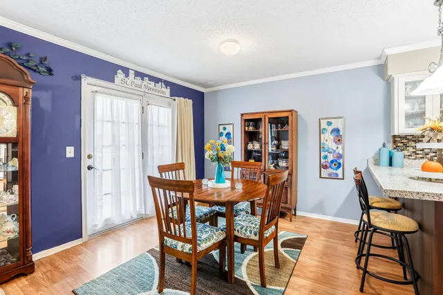 $190,000 | 1807 1/2 County Road E East, Unit 34, White Bear Lake, MN 55110