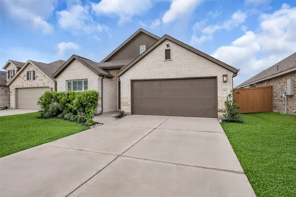 $2,600 | 19419 Valletta Green Drive, Hockley, TX 77447