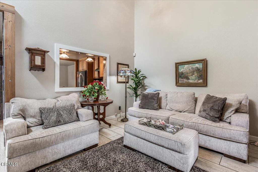 541 Broderick Way Port Hueneme, CA 93041 - Photo 11 of 35 a living room with furniture and a potted plant