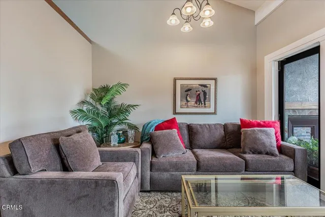 $649,900 | 541 Broderick Way, Port Hueneme, CA 93041