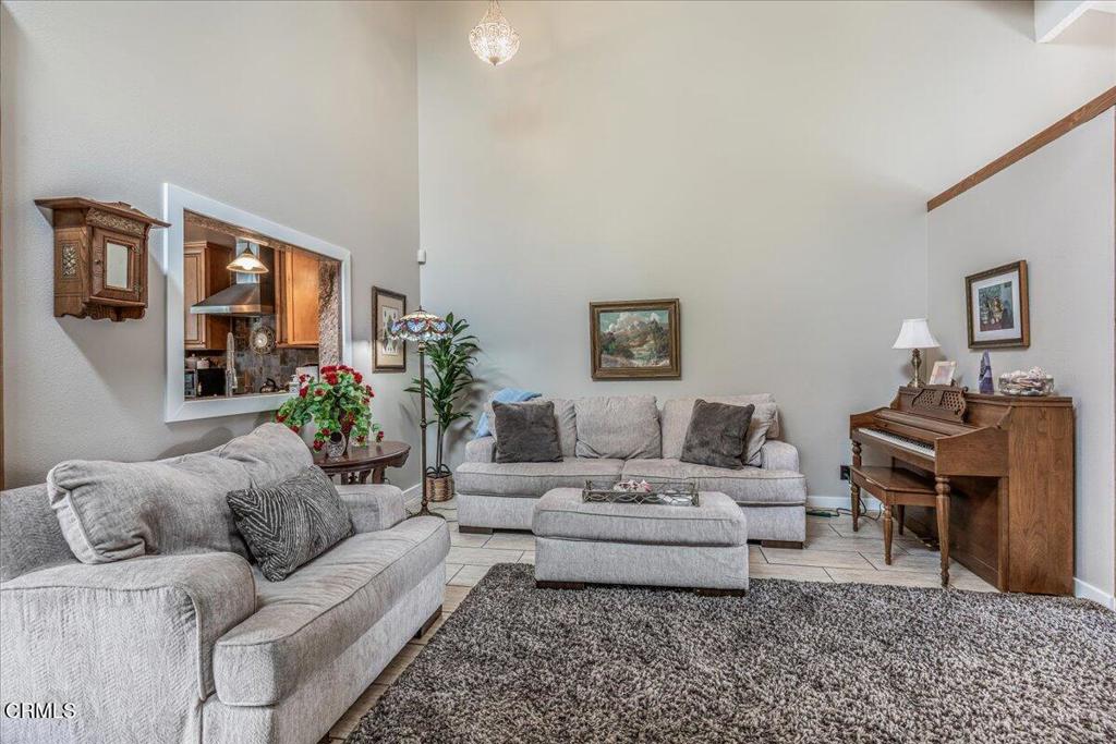 541 Broderick Way Port Hueneme, CA 93041 - Photo 9 of 35 a living room with furniture and a potted plant