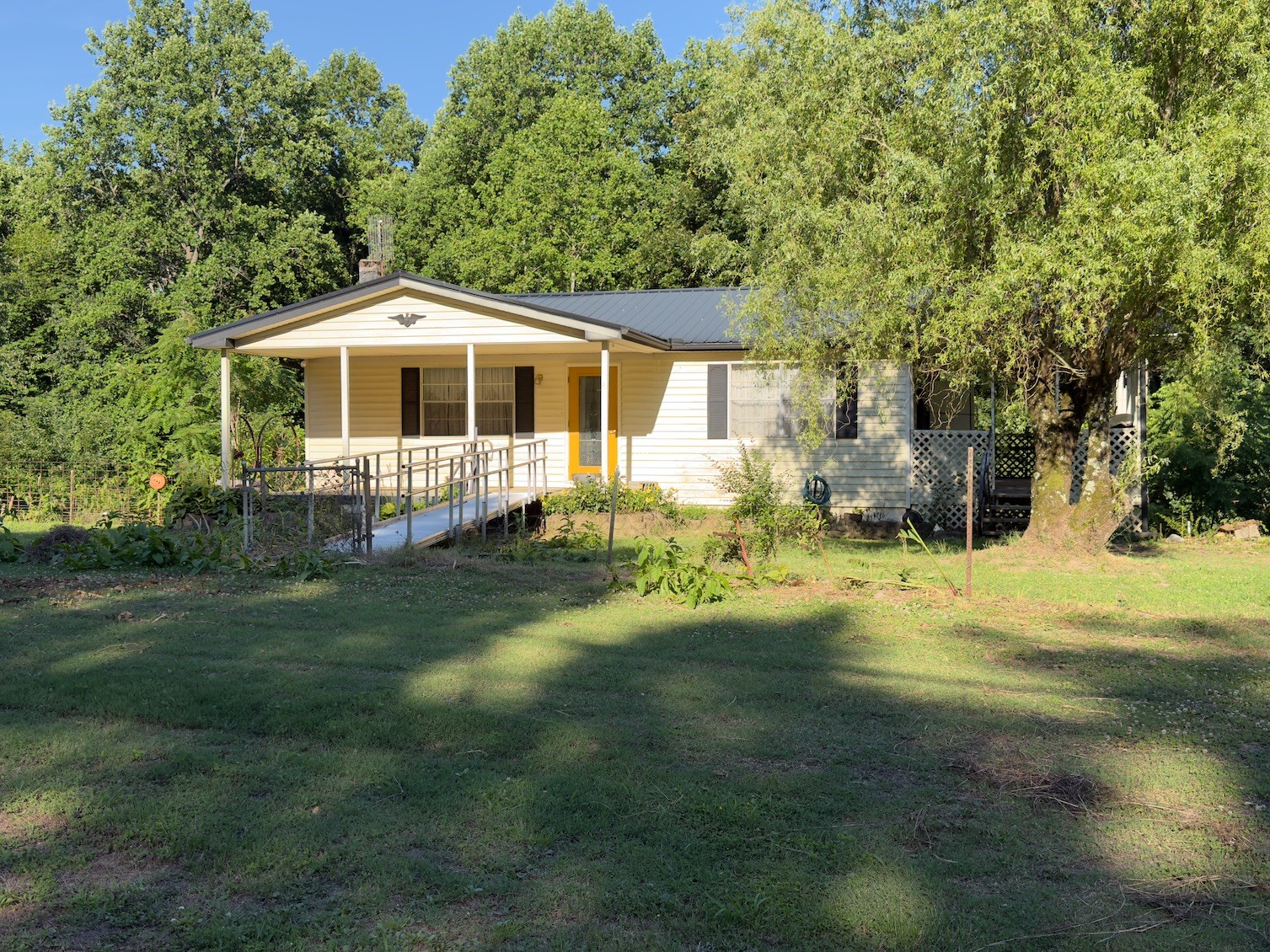 2709 Pea Ridge Road Liberty, TN 37095 - Photo 1 of 24