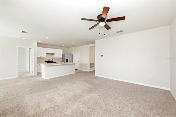 $2,250 | 2725 Dumont Lane, Tavares, FL 32778