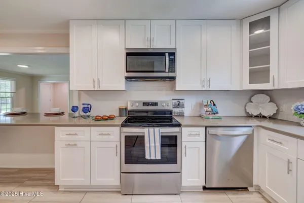 $2,900 | 617 Windemere Road, Wilmington, NC 28405
