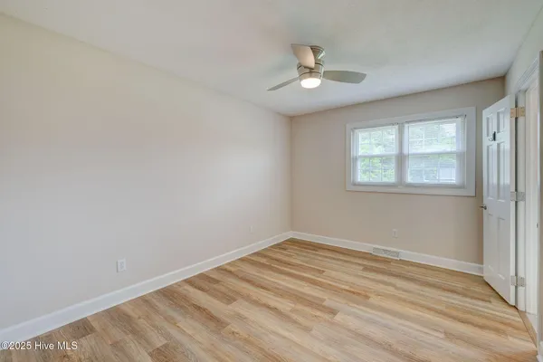 $2,900 | 617 Windemere Road, Wilmington, NC 28405