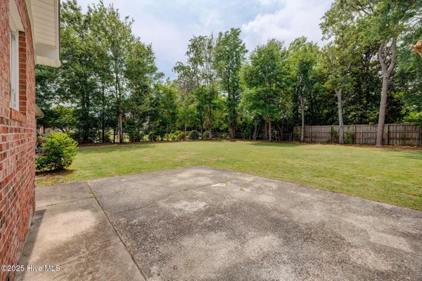 $2,900 | 617 Windemere Road, Wilmington, NC 28405