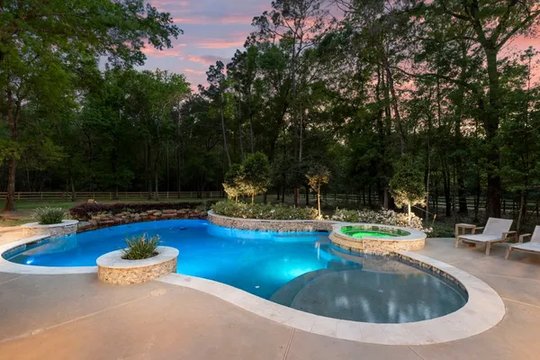 $989,900 | 11125 Sunset Avenue, Magnolia, TX 77354