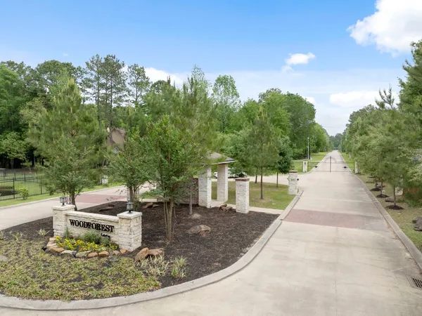 $989,900 | 11125 Sunset Avenue, Magnolia, TX 77354