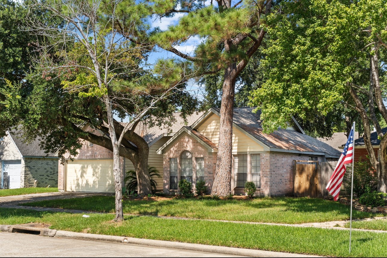 17110 Kirkchapel Street Spring, TX 77379 - Photo 2 of 30