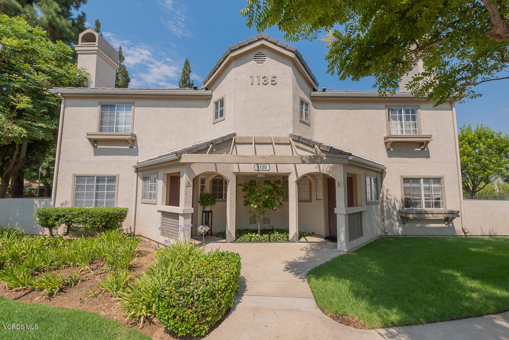 1135 Fitzgerald Road, Unit A Simi Valley, CA 93065 - Photo 47 of 49 front view of a house with a garden