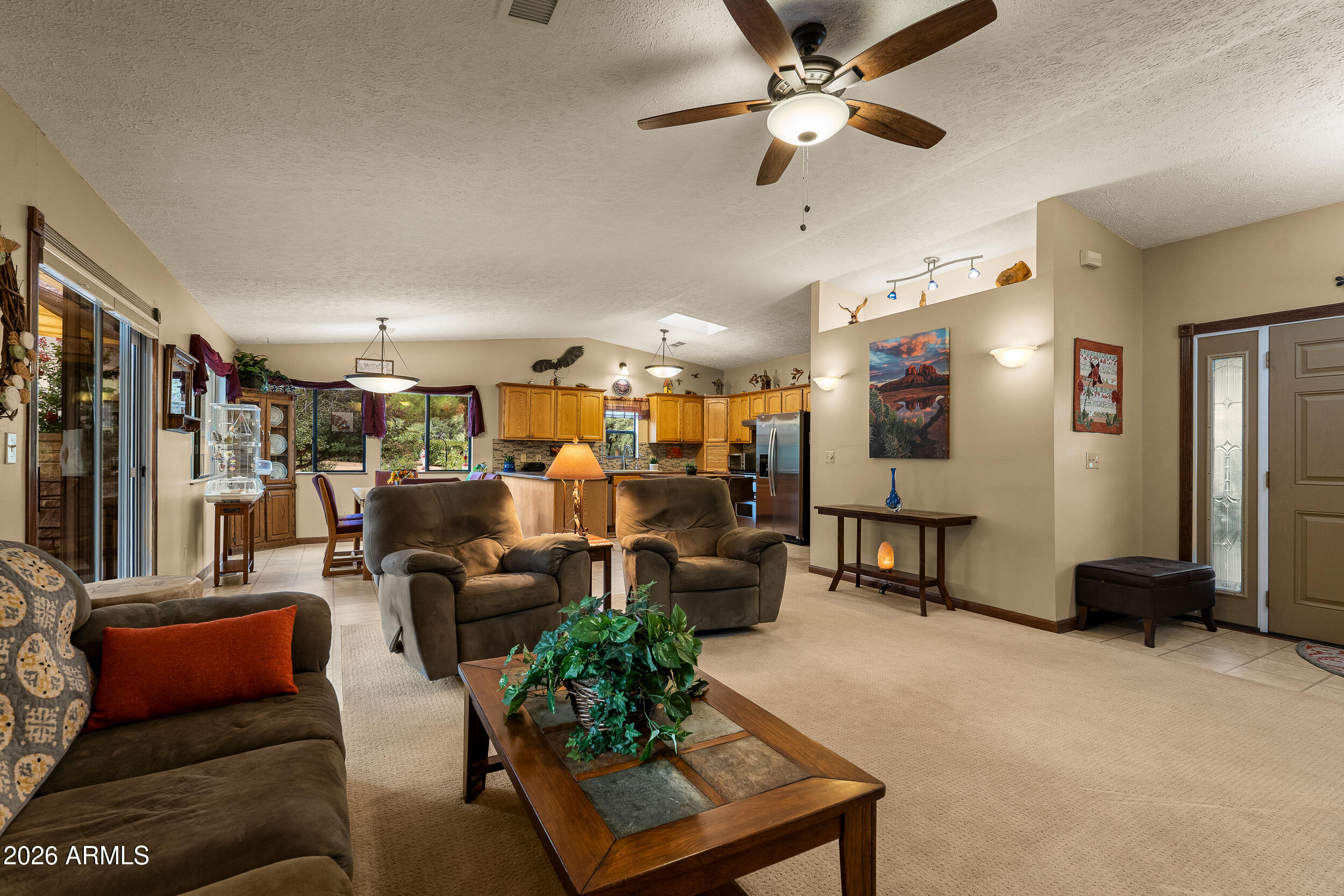 325 Raintree Road Sedona, AZ 86351 - Photo 10 of 43 GT_325RaintreeRD_Interiors_03