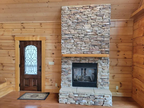 $620,000 | 1085 Thunder Ridge Drive, South Pittsburg, TN 37380