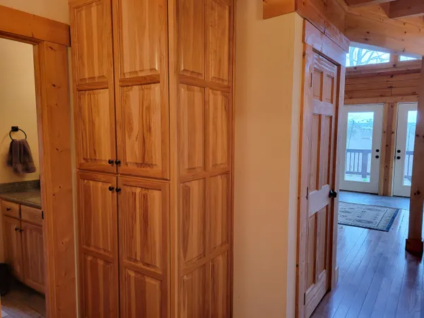 $620,000 | 1085 Thunder Ridge Drive, South Pittsburg, TN 37380