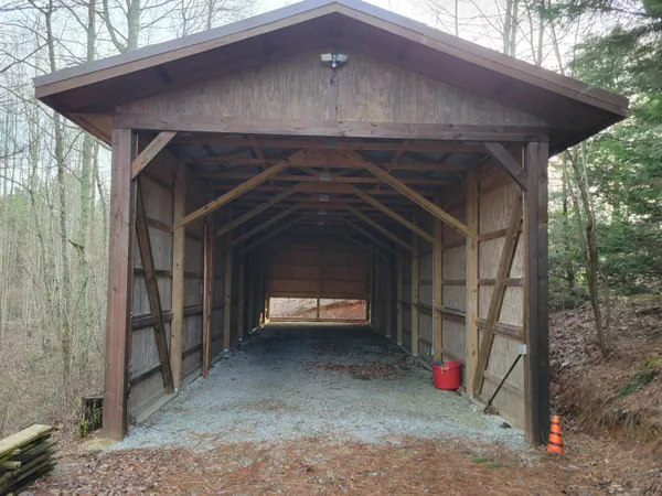 $620,000 | 1085 Thunder Ridge Drive, South Pittsburg, TN 37380