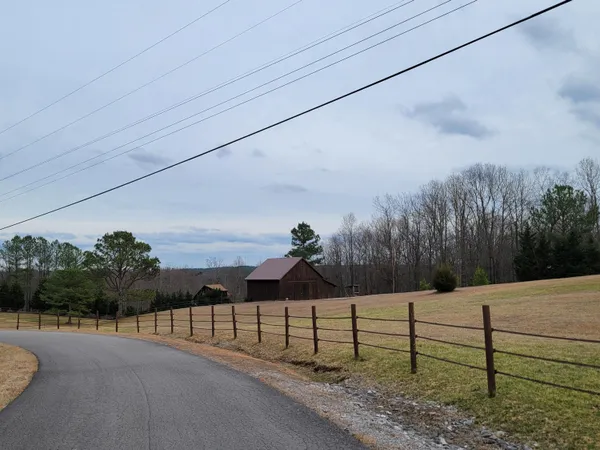 $620,000 | 1085 Thunder Ridge Drive, South Pittsburg, TN 37380
