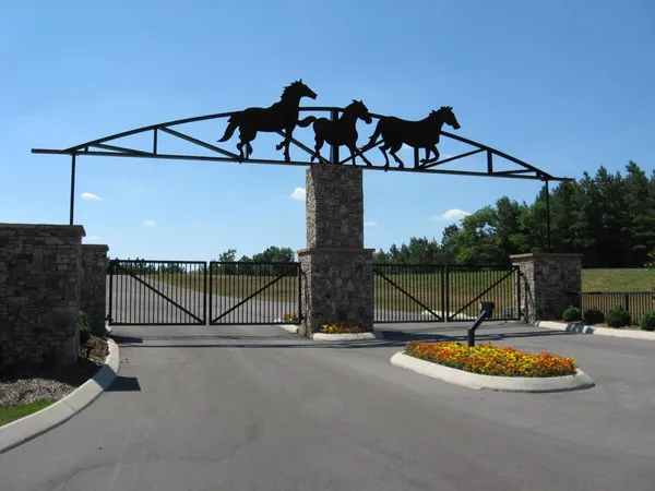 $620,000 | 1085 Thunder Ridge Drive, South Pittsburg, TN 37380