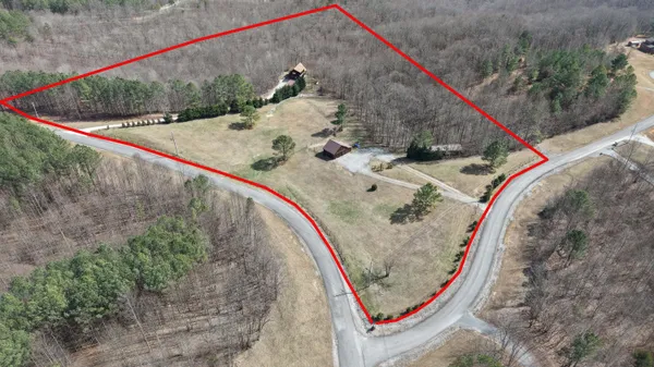 $620,000 | 1085 Thunder Ridge Drive, South Pittsburg, TN 37380