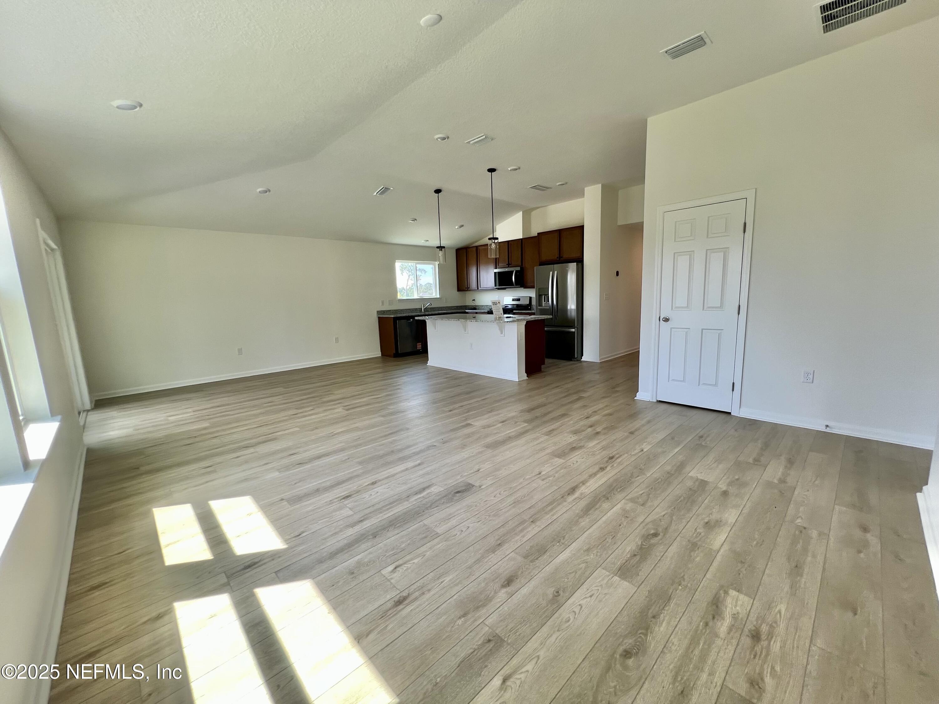 7719 Rippa Vly Way Jacksonville, FL 32222 - Photo 3 of 13 3 - 2025-08-28T110259.637