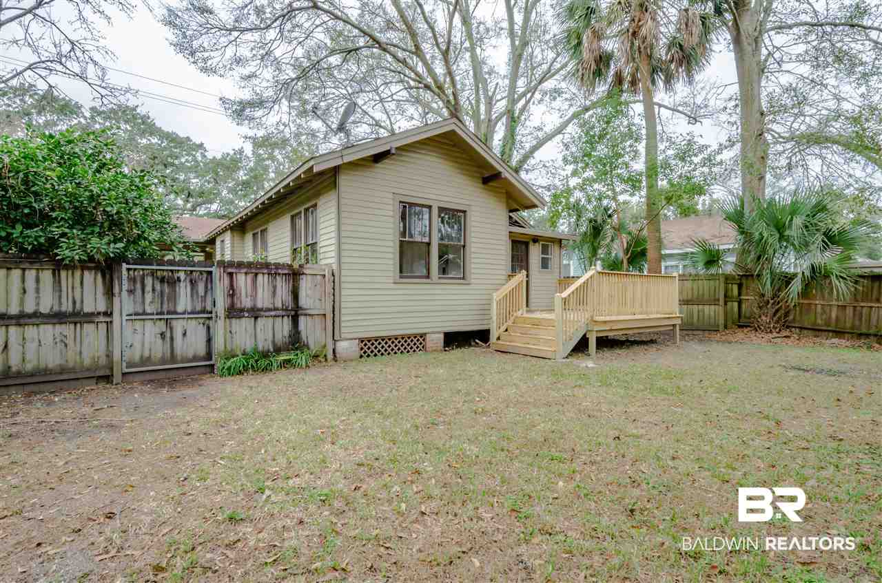 157 Houstreeton Street Mobile, AL 36606 - Photo 7 of 40