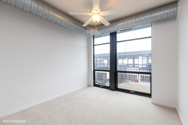 1070 West 15th Street, Unit 402 Chicago, IL 60608 - Photo 11 of 19