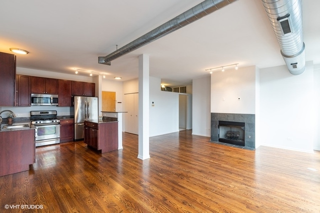 1070 West 15th Street, Unit 402 Chicago, IL 60608 - Photo 5 of 19
