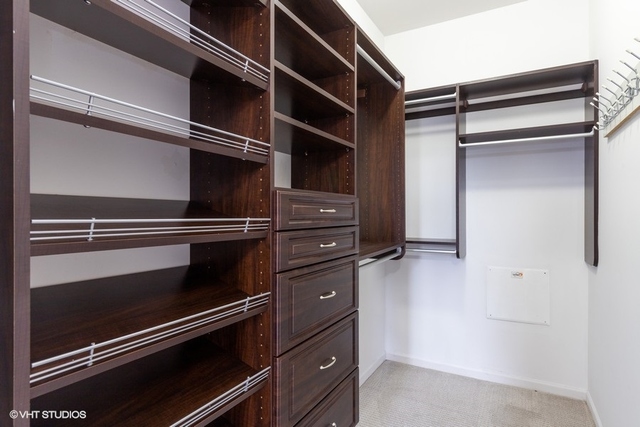 1070 West 15th Street, Unit 402 Chicago, IL 60608 - Photo 9 of 19