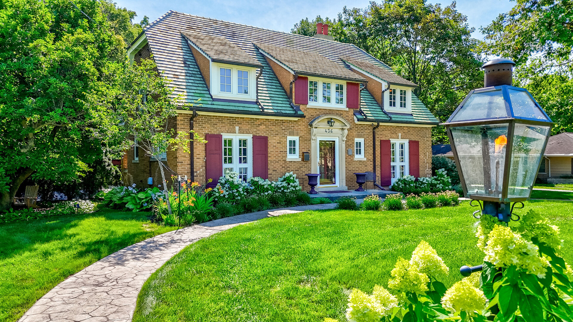 436 Park Avenue Ottawa, IL 61350 - Photo 1 of 36