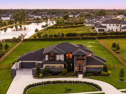 $2,300,000 | 29419 Cir S Rnch Trail, Fulshear, TX 77406