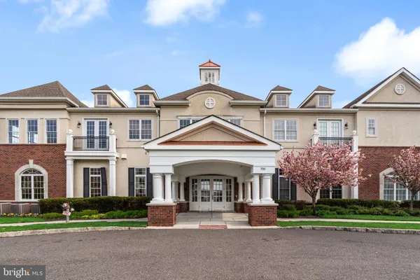 $3,100 | 2022 Crescent Way, Cherry Hill, NJ 08002