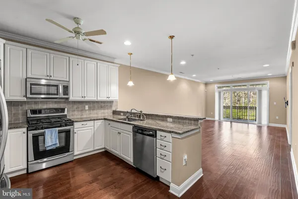$3,100 | 2022 Crescent Way, Cherry Hill, NJ 08002