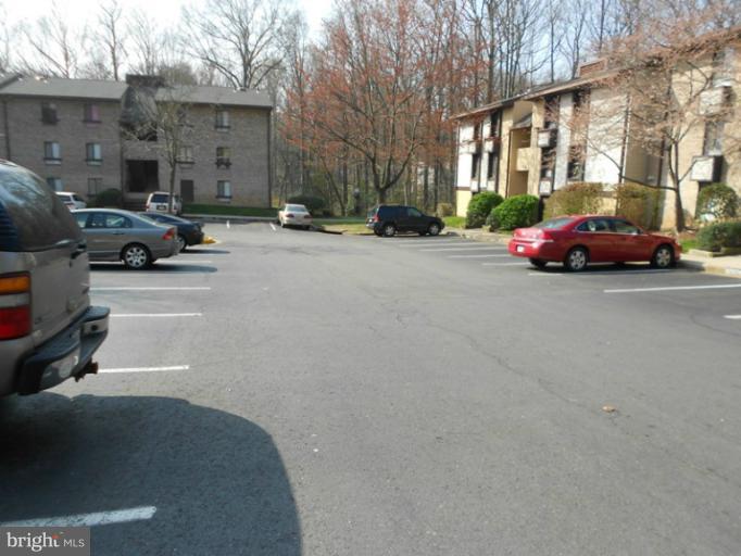 11627 Stoneview Square, Unit 78/2B Reston, VA 20191 - Photo 16 of 17 Exterior (Front)